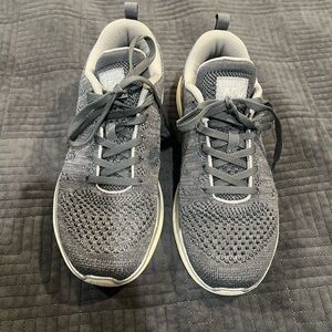 APL Techloom Pro Metallic Silver Sneaker  / Off White Womens size 8